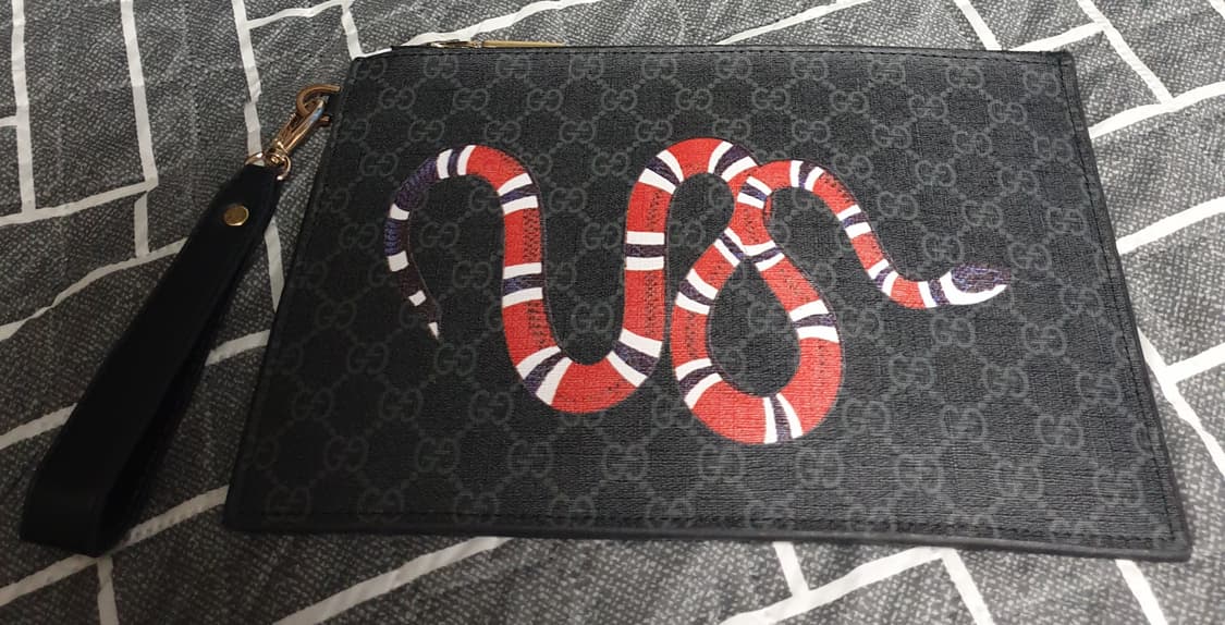 구찌 수프림 킹스네이크 캔버스 클러치백 블랙  상품이미지1
