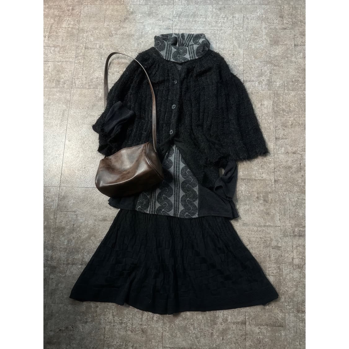 케이프 니트 버튼 가디건 상품이미지1