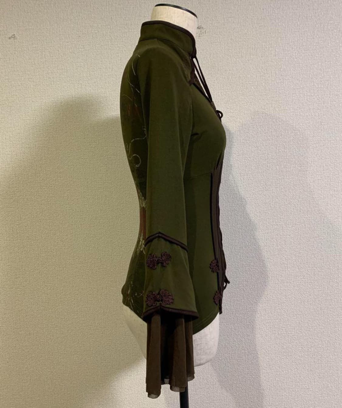 오즈오네스트 차이나 레이스업 탑 컷앤소우 ozzonest 상품이미지2