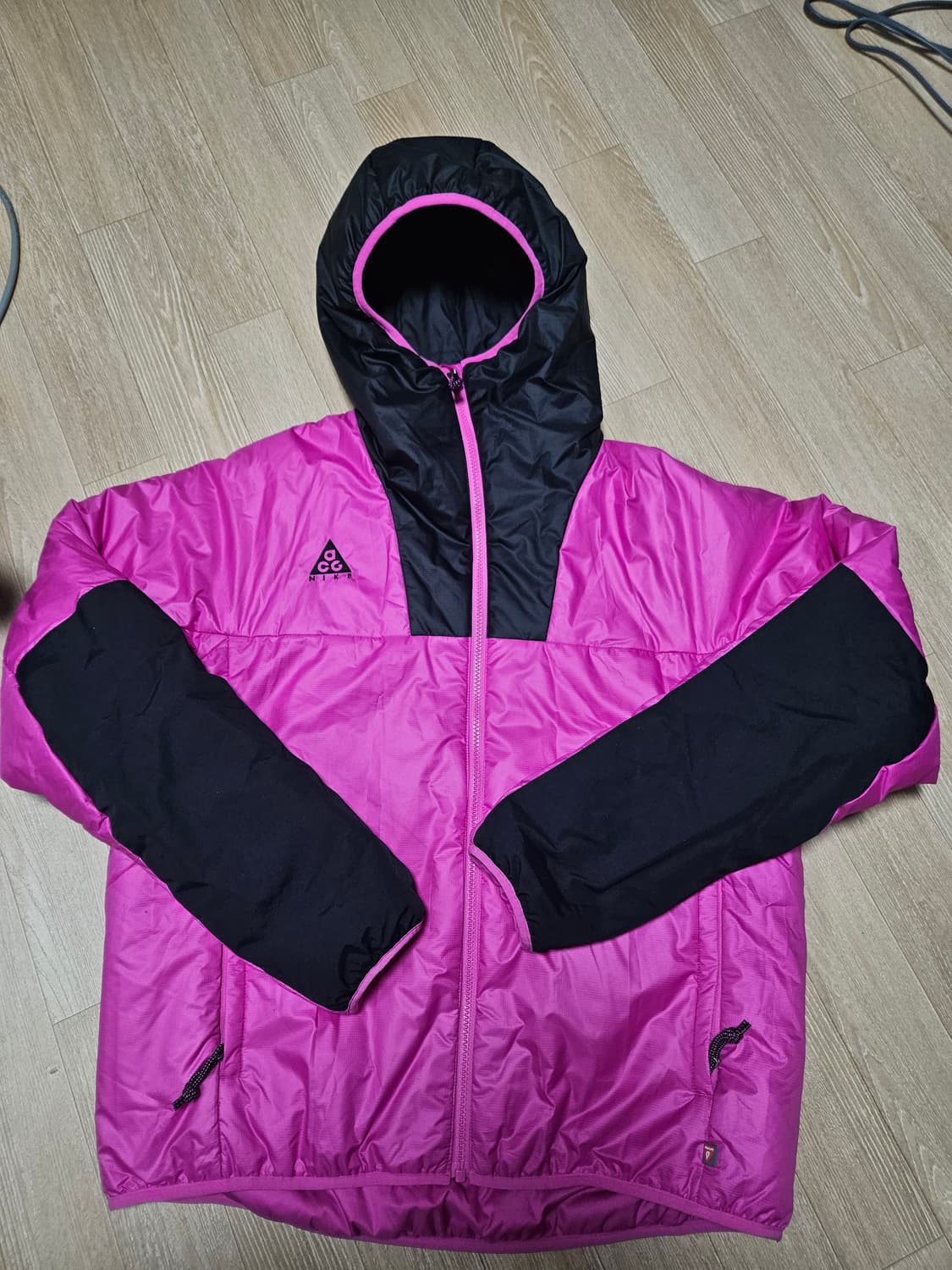 나이키 ACG 프리마로프트 경량 패딩 검 핑 라지 러닝 헬스 고프코어 상품이미지1