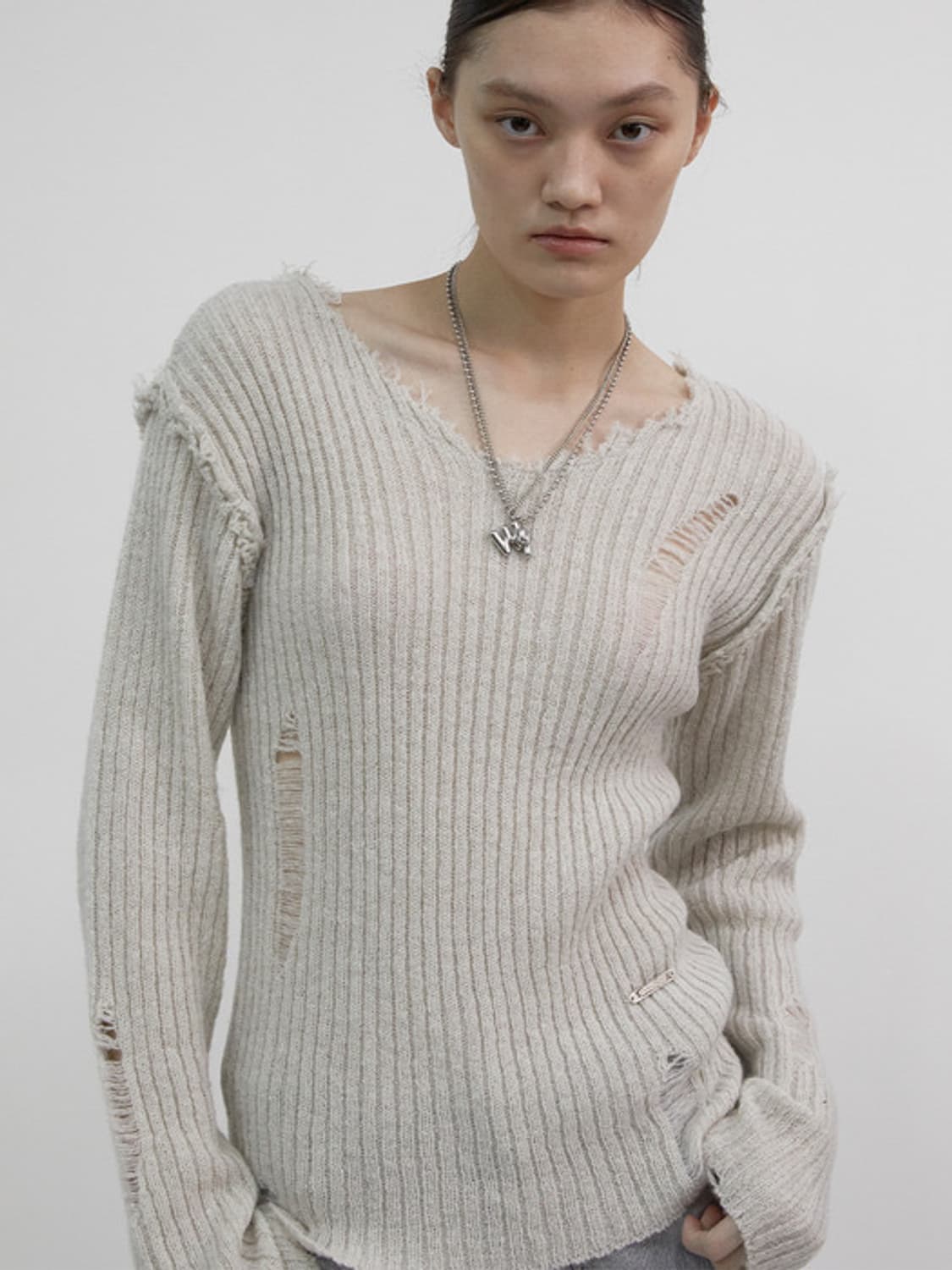 홀페이퍼 데미지 루즈 니트탑 더스티아이보리 상품이미지1