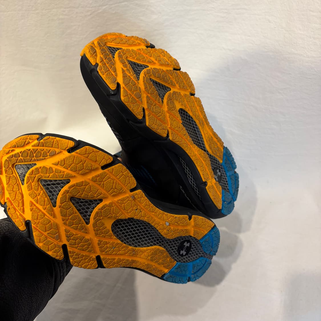 언더아머 호버 펜텀2 운동화 상품이미지6