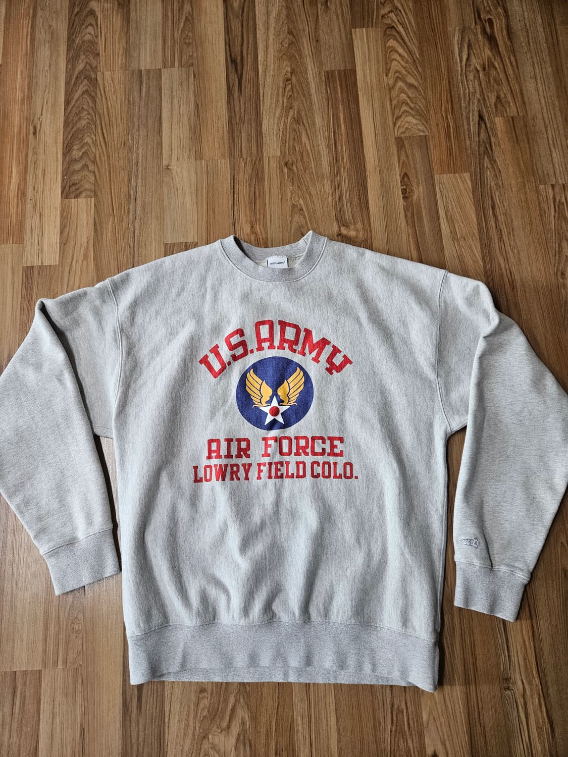 [M] 아웃스탠딩 맨투맨 두벌일괄 상품이미지1