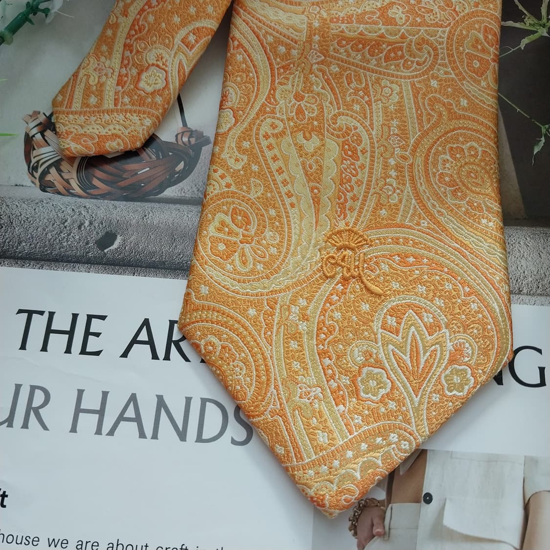 카운테스마라 실크 오렌지 페이즐리 넥타이 9.6cm A+등급 K1336
 상품이미지4