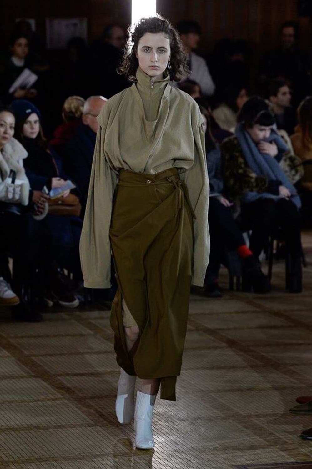 르메르 Lemaire 드라이실크 버튼 집업 셔츠 상품이미지10