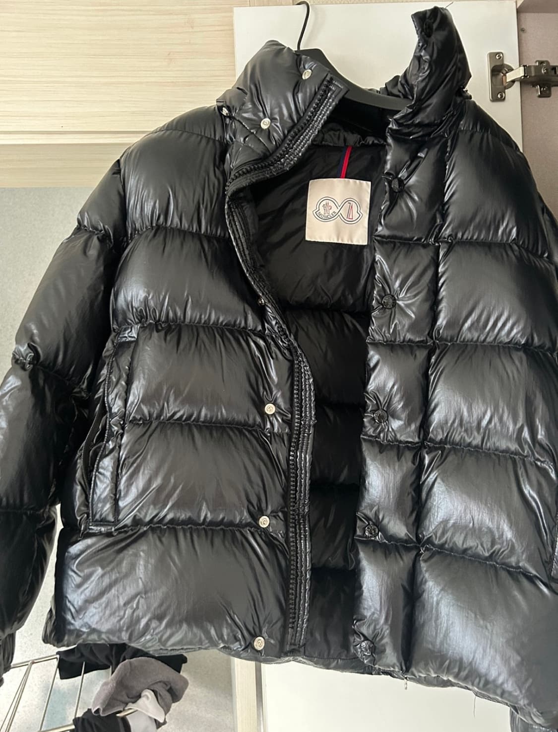 [3] 몽클레어 마야 70주년 패딩 블랙 상품이미지1