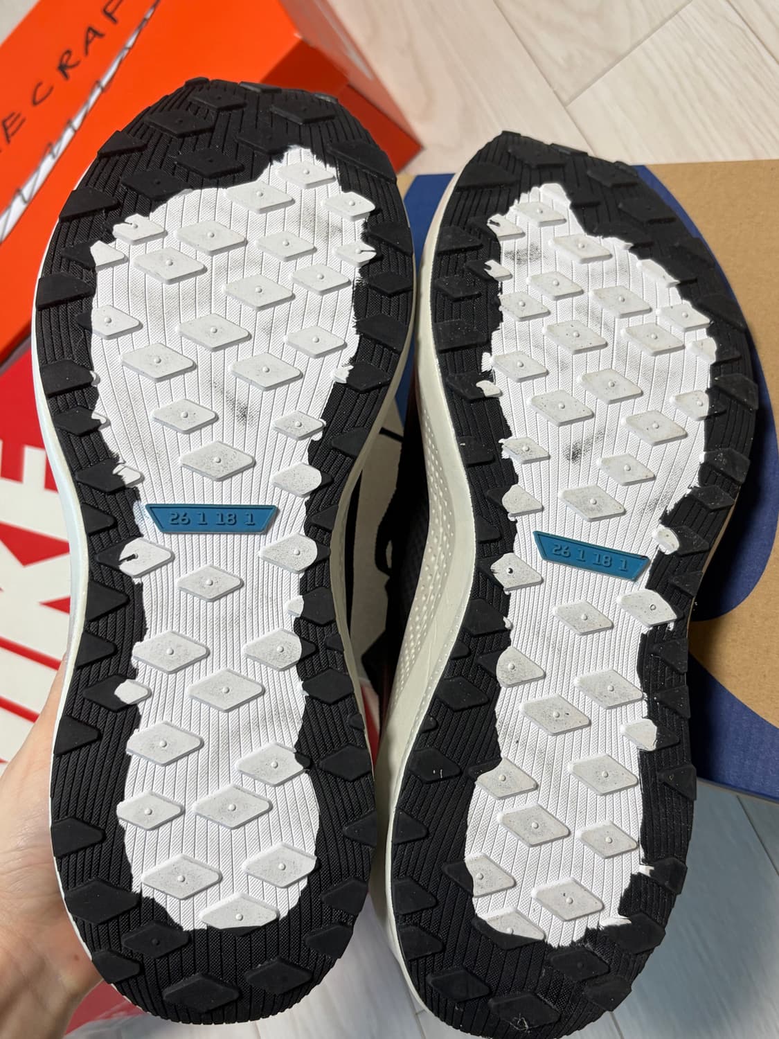 자라 스펌 폼 V2 런닝화 블랙 (275~280mm) 상품이미지4