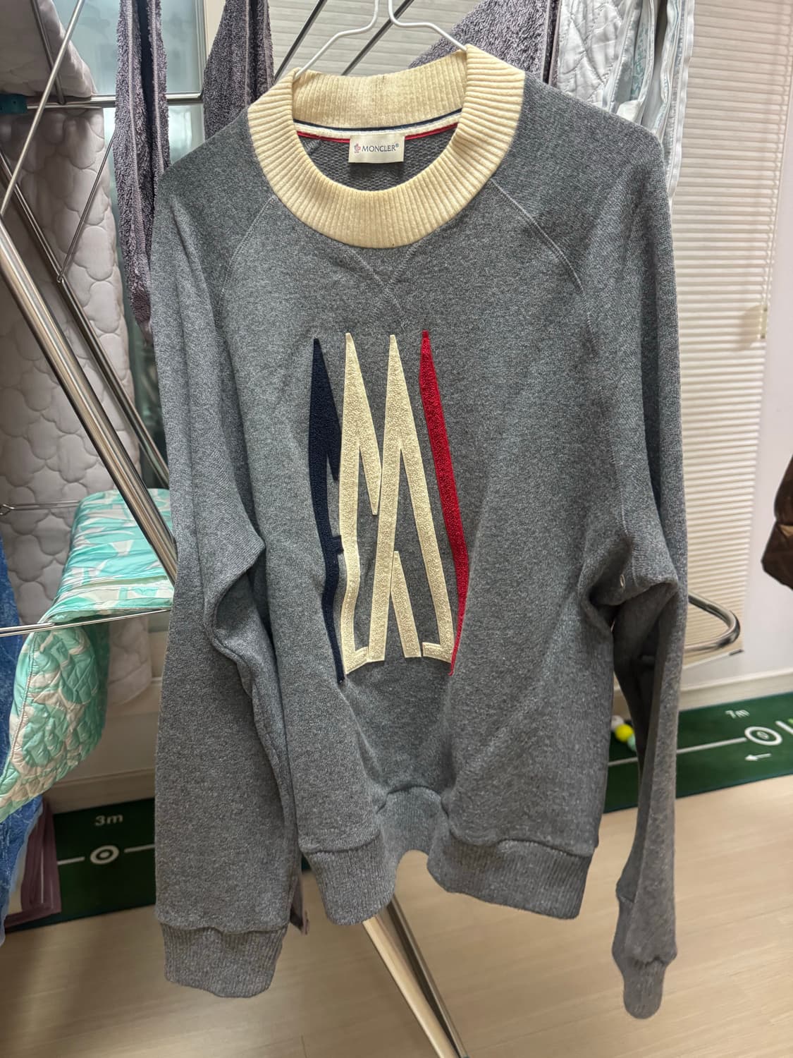 몽클레어니트맨투맨 상품이미지1