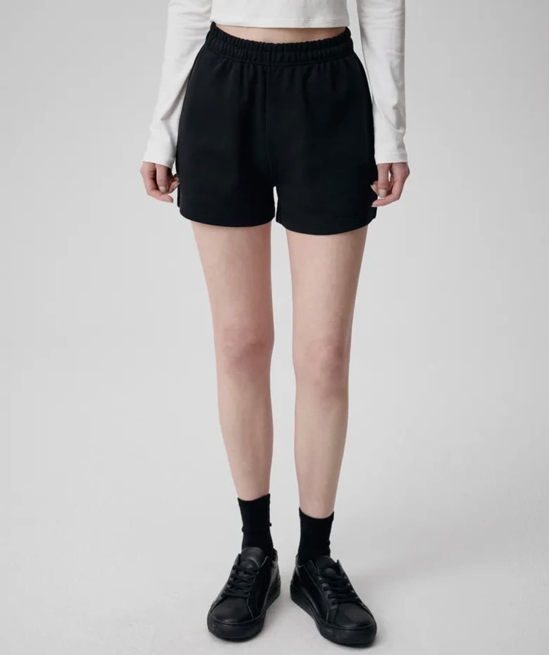무신사 스탠다드 우먼즈 더블 니트 스웨트 쇼츠 블랙 상품이미지1