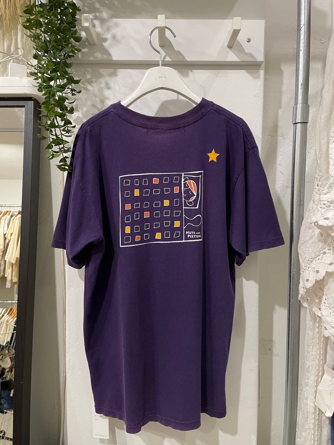 Nuts and Peetun t-shirt 상품이미지8