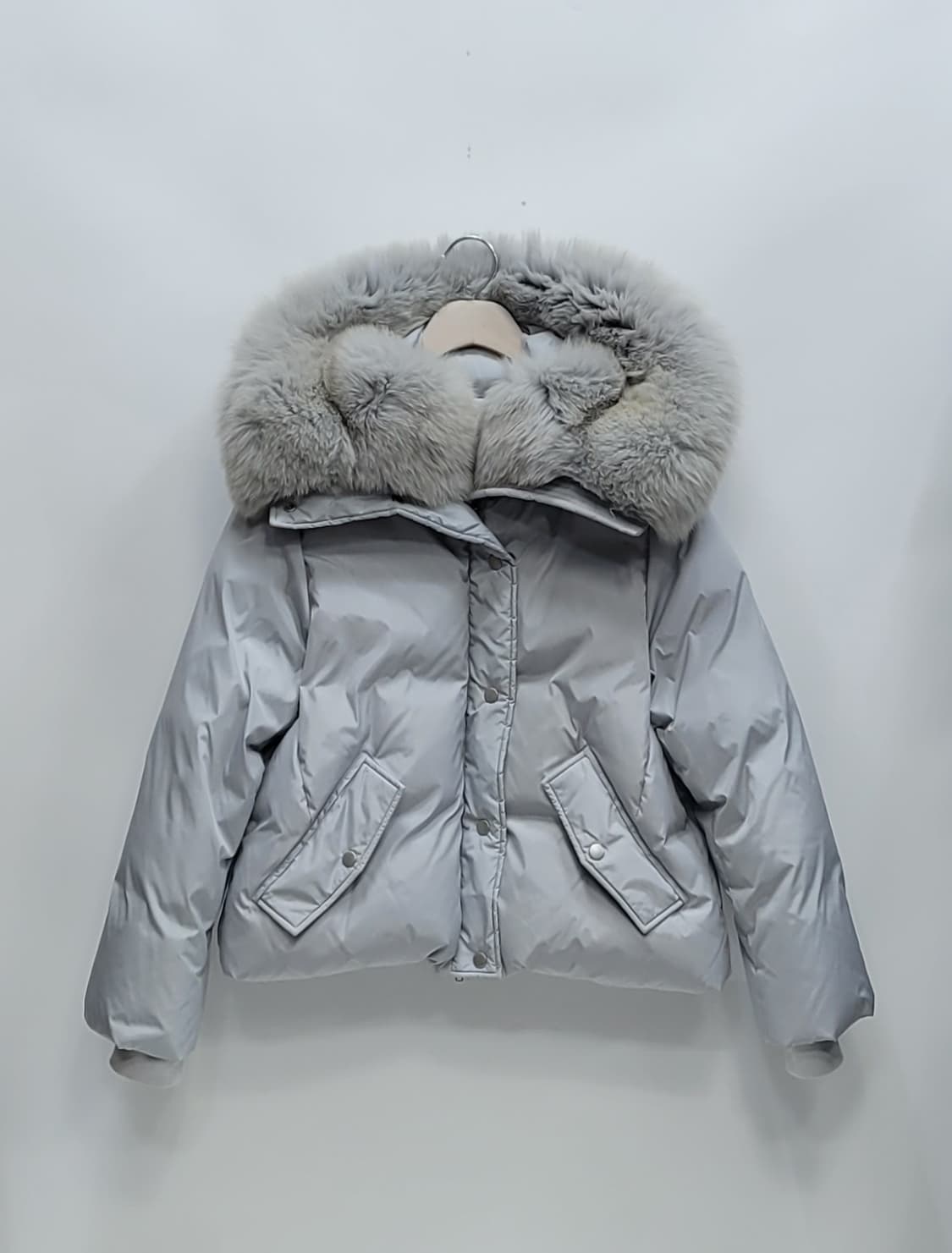 Mayonez 폭스퍼 구스 다운 숏 패딩 / 여 FREE
 상품이미지1