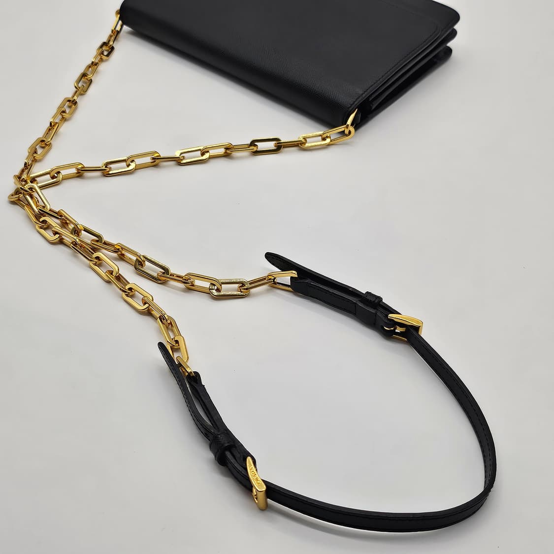 정품 프라다 사피아노 체인 크로스백 상품이미지8