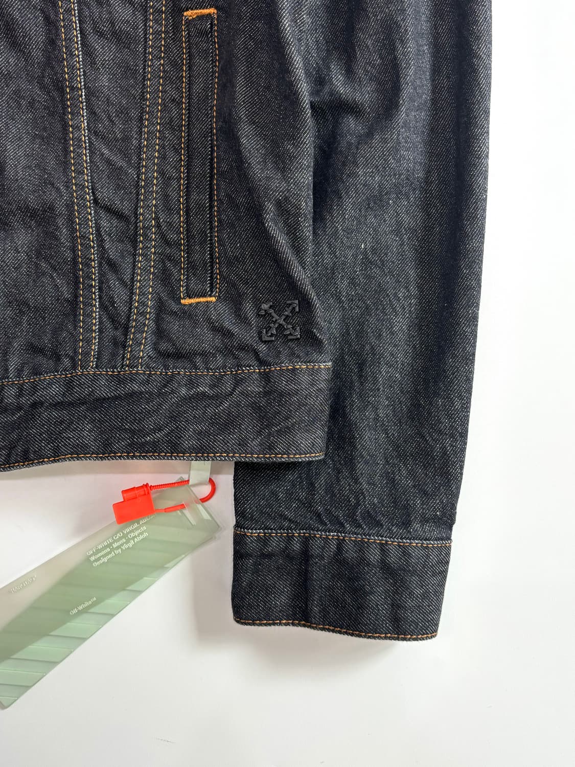 Off White 오프화이트 애로우로고 흑청 데님 자켓 상품이미지5