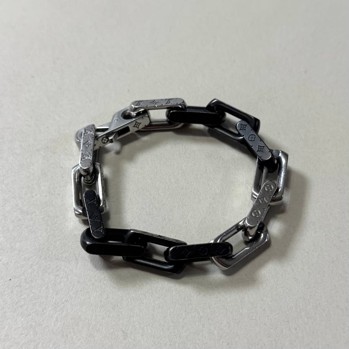 [백화점판/당일출고]루이비통 버질아블로 모노그램 체인 팔찌 상품이미지3