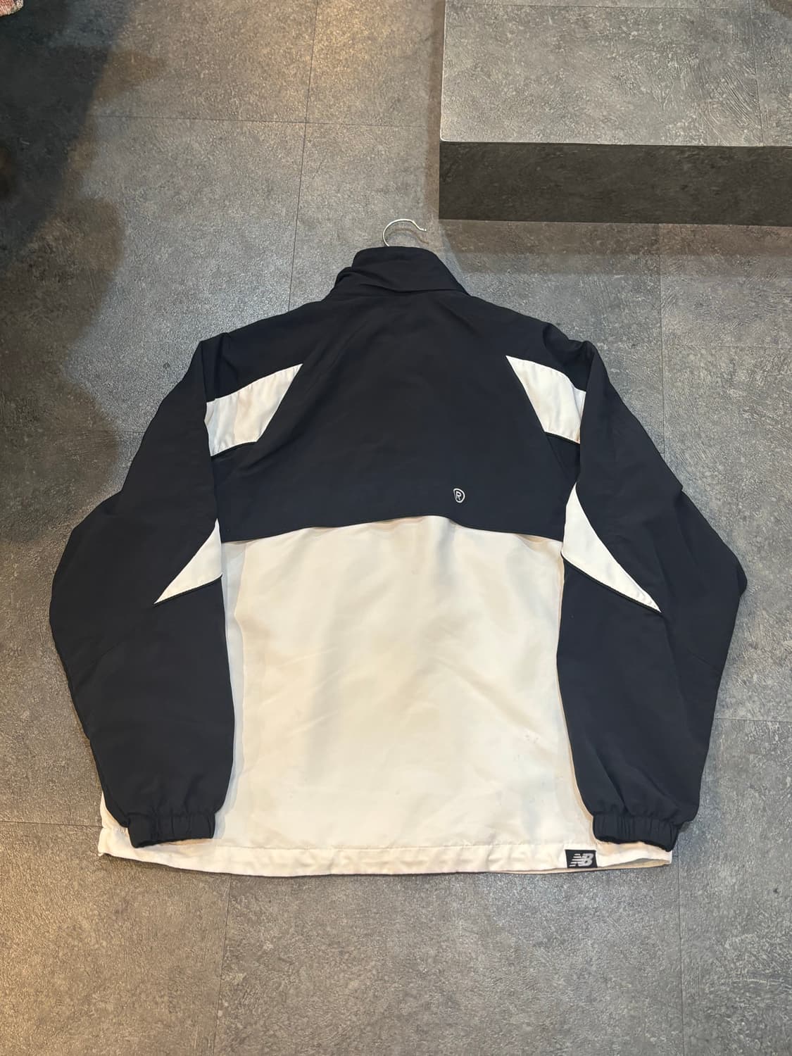 뉴발란스 바람막이 점퍼 자켓 M사이즈 상품이미지3