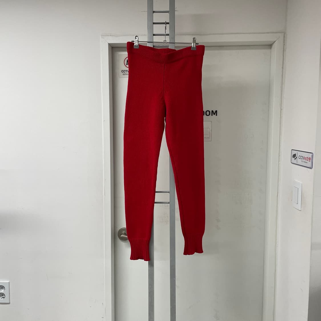 몽클레어 니트 팬츠 레드 M(W) 상품이미지1