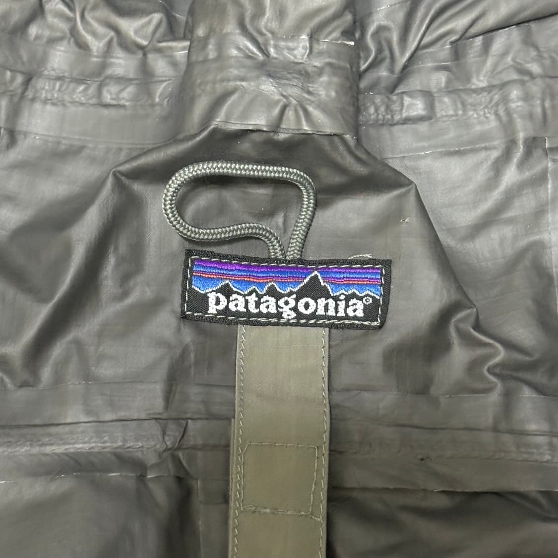 Patagonia MARS Level 6 PCU Jacket 상품이미지6