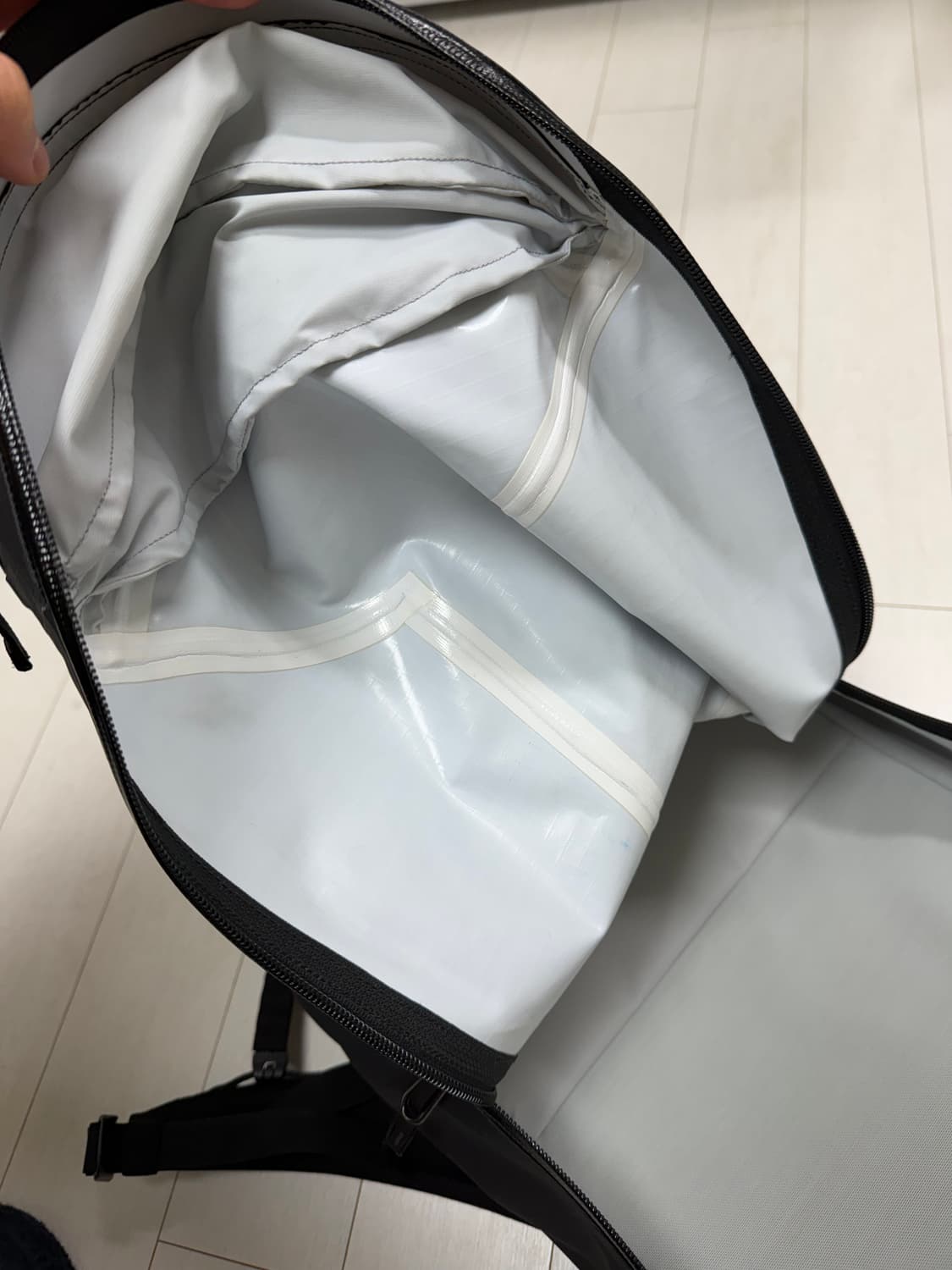 아크테릭스 그랜빌 16 백팩  상태 9.2/10   사진찍고 절대 사용 상품이미지3