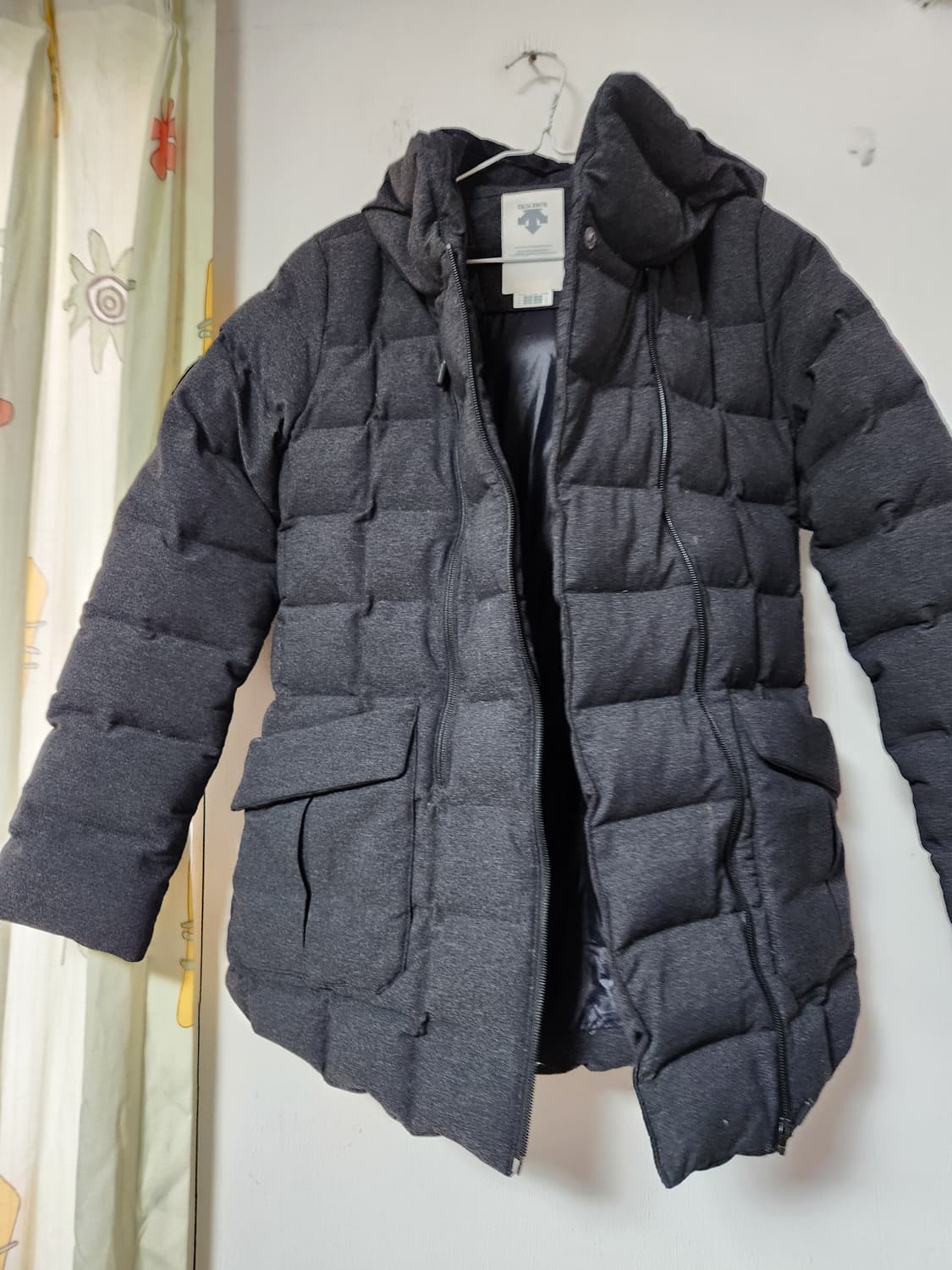 데쌍뜨 여성 다운 숏패딩 S 상품이미지4