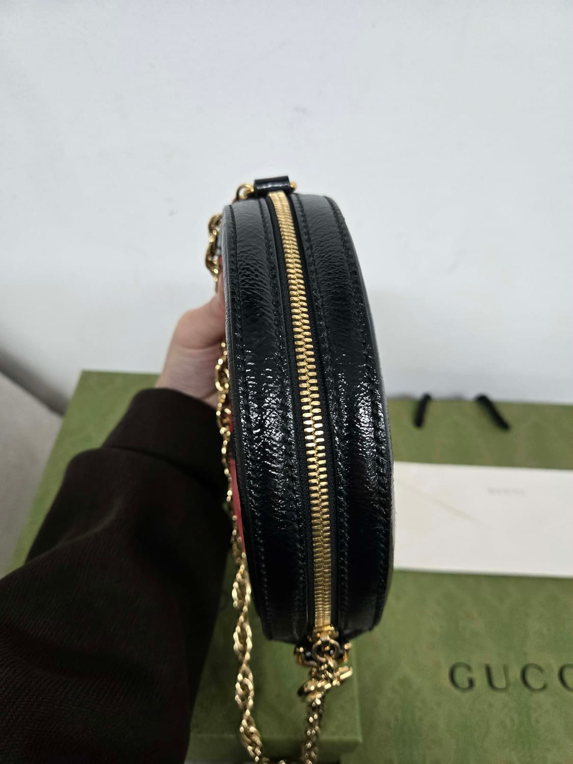 [보증서 정품] 구찌 오피디아 벨벳 숄더백 상품이미지6