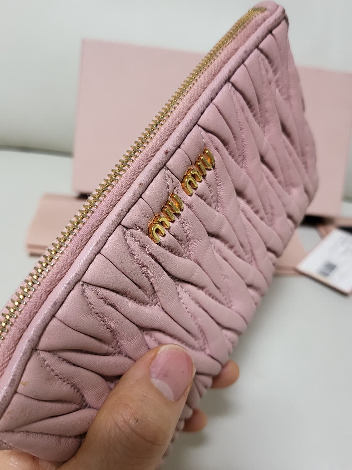 미우미우 파우치지갑 정품 상품이미지8