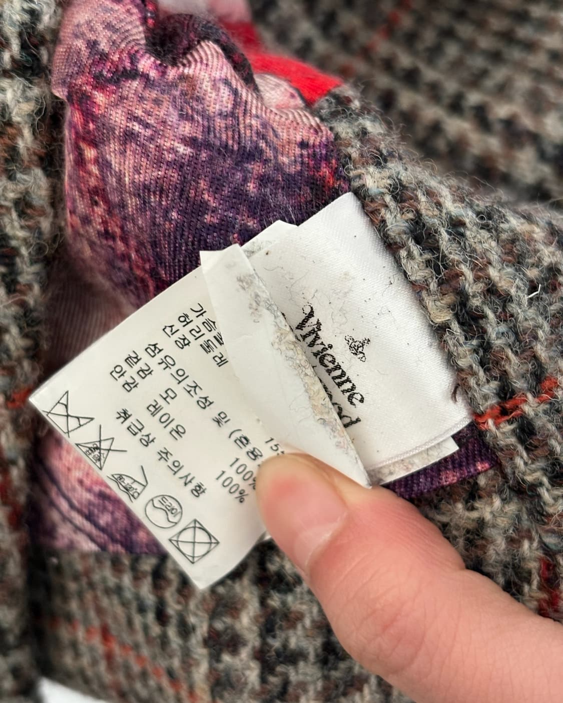 비비안웨스트우드 본인기 11AW 런웨이 asymmetric 버튼 울자켓 상품이미지8