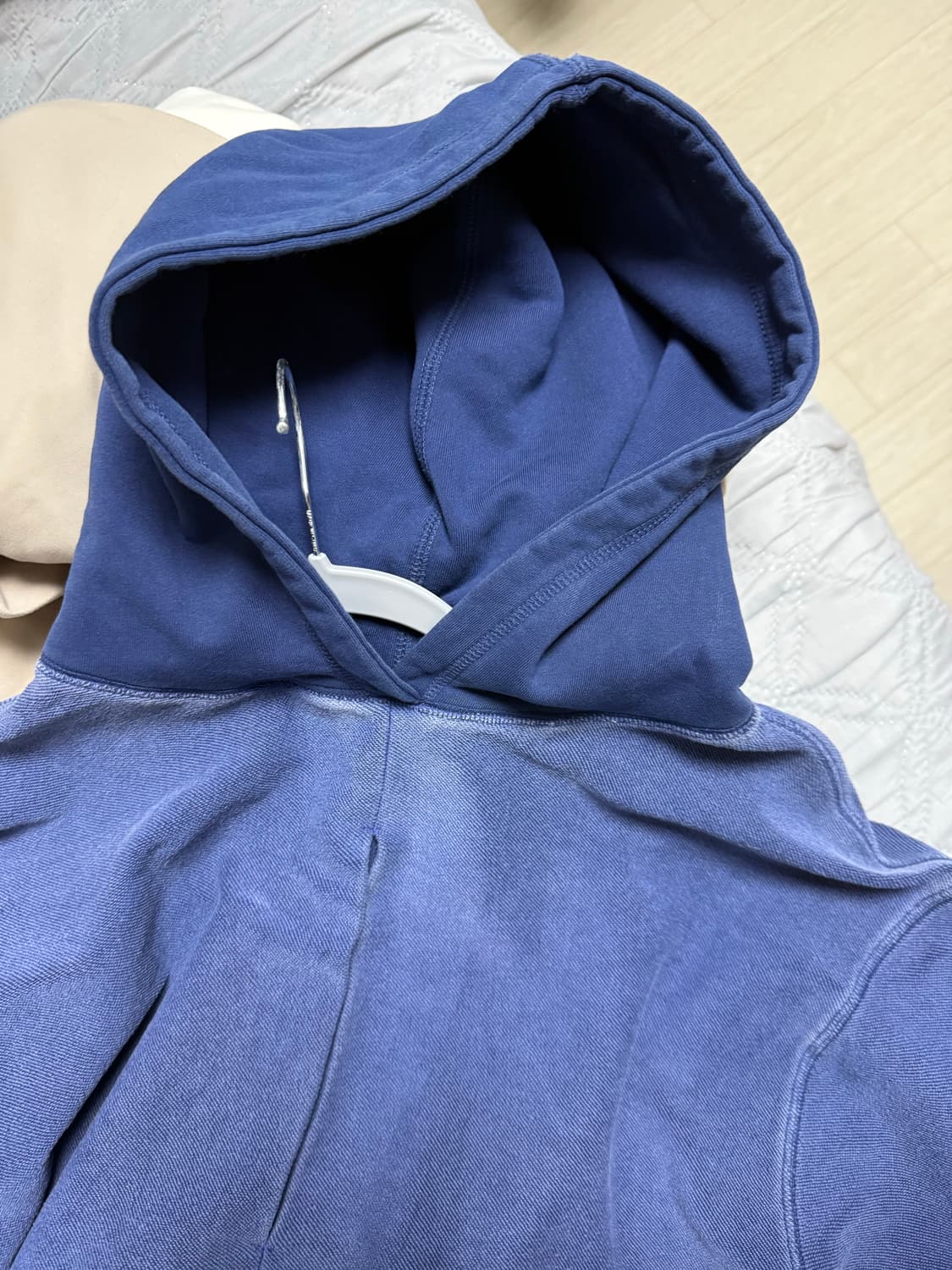 강정석 pleats hoodie blue 후드티 상품이미지1