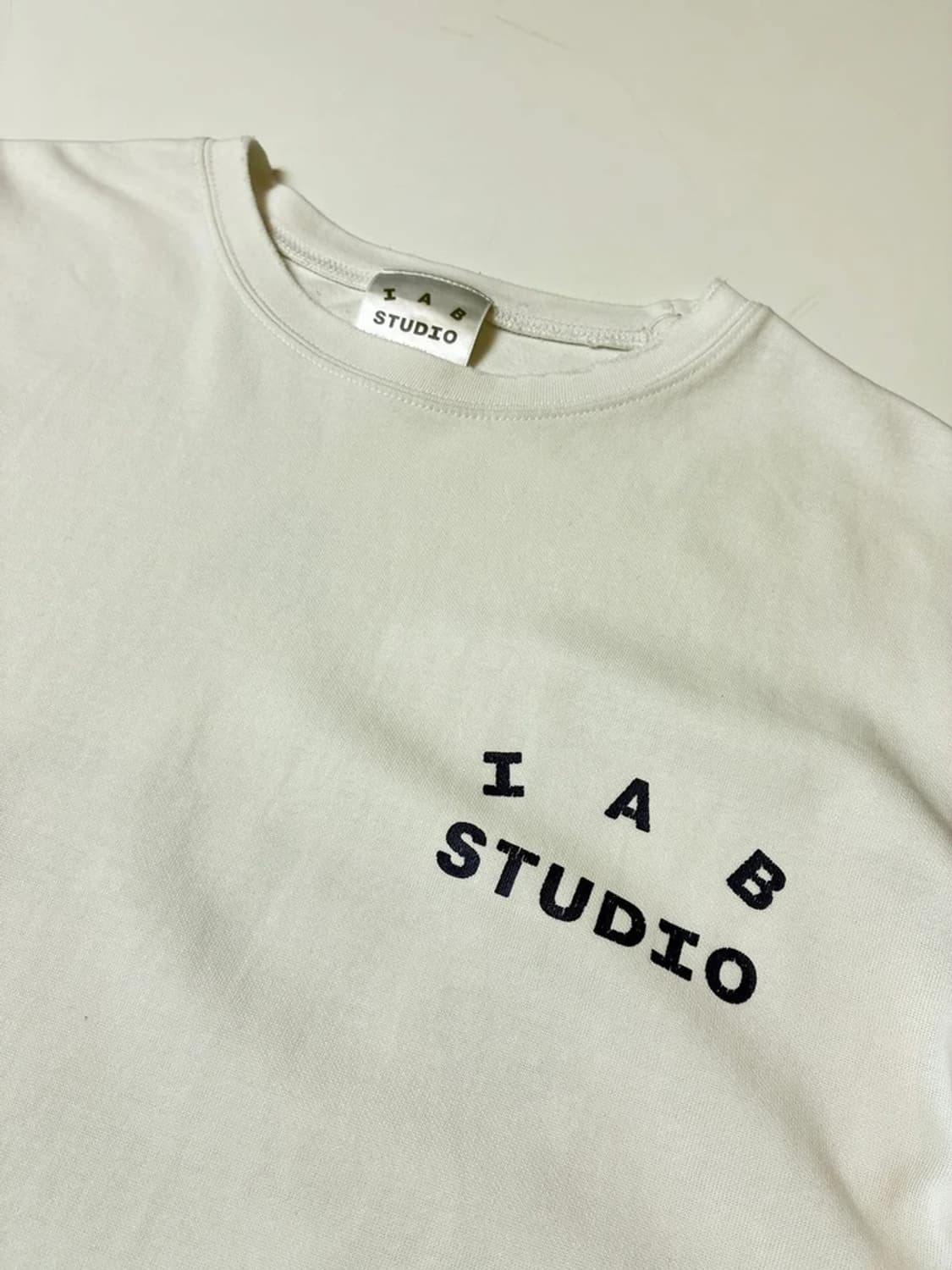 아이앱스튜디오 빅로고 베이직 반팔 티셔츠 PN8600 상품이미지3