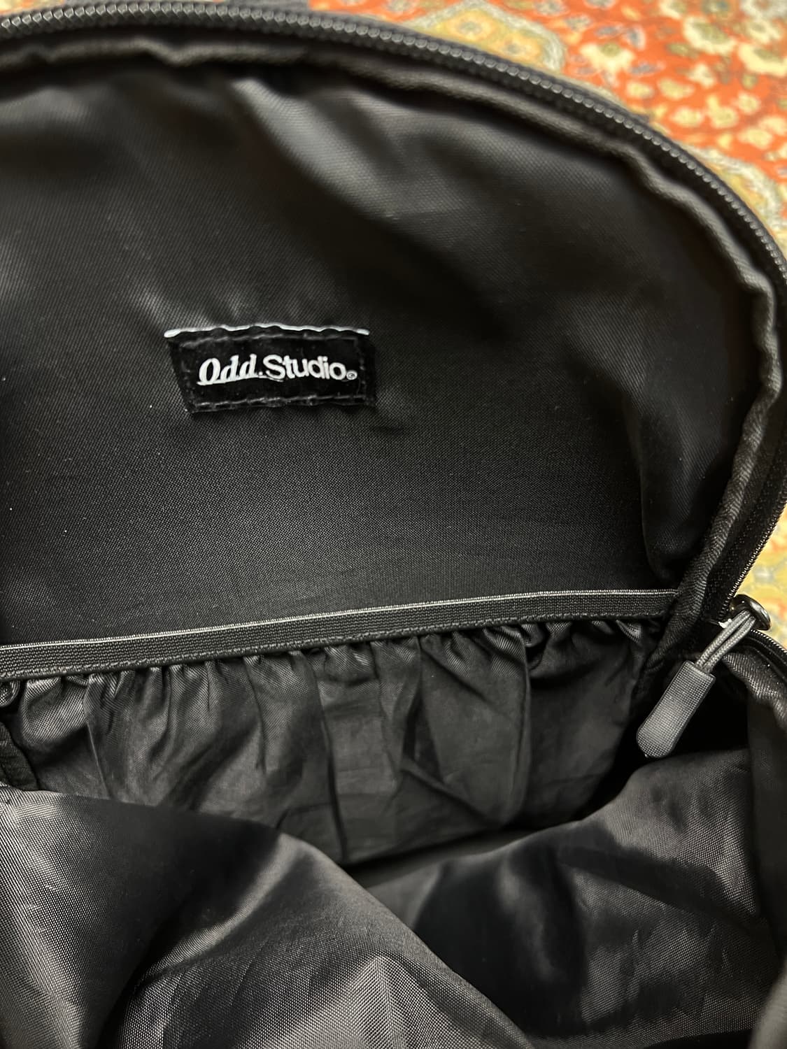 오드스튜디오 ODD X SORANO 커브드 스포티 백팩 상품이미지5
