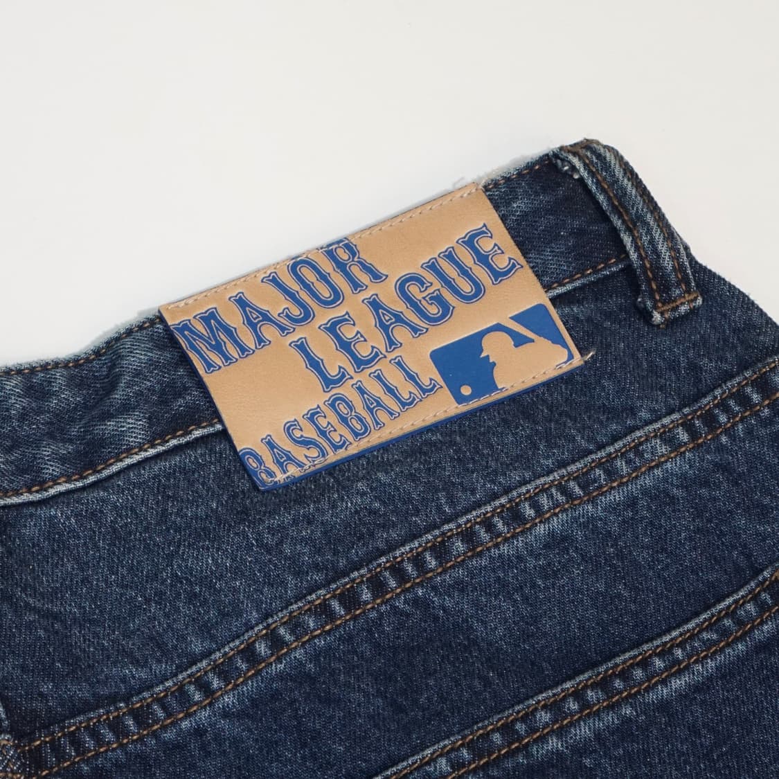 MLB 자수 로고 데님팬츠 상품이미지6