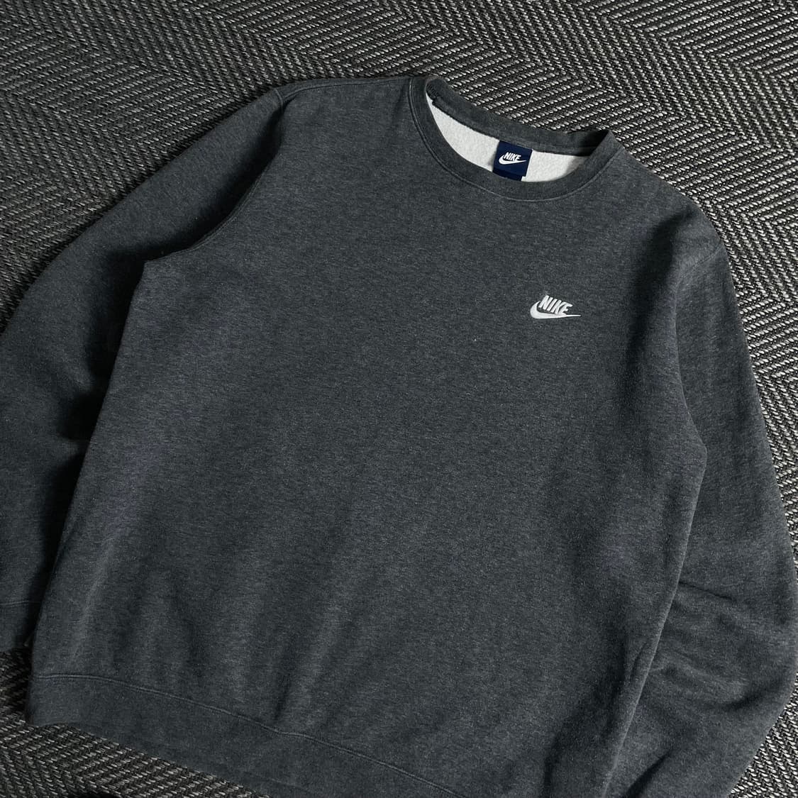 나이키 스우시로고 그레이 스웻 맨투맨y 3684 상품이미지1