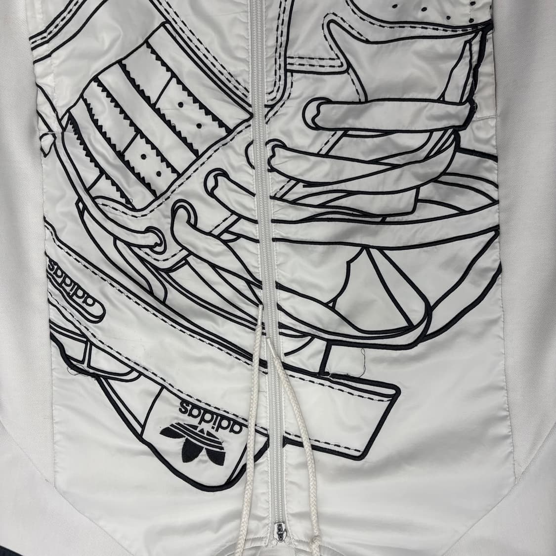 (95)아디다스화이트후드져지 상품이미지3