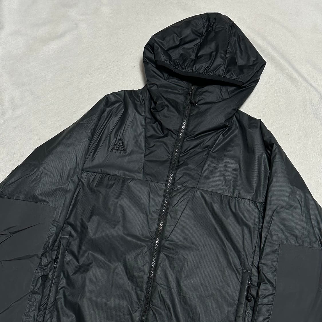 L 나이키 ACG 프리마로프트 블랙 후드 자켓 상품이미지1