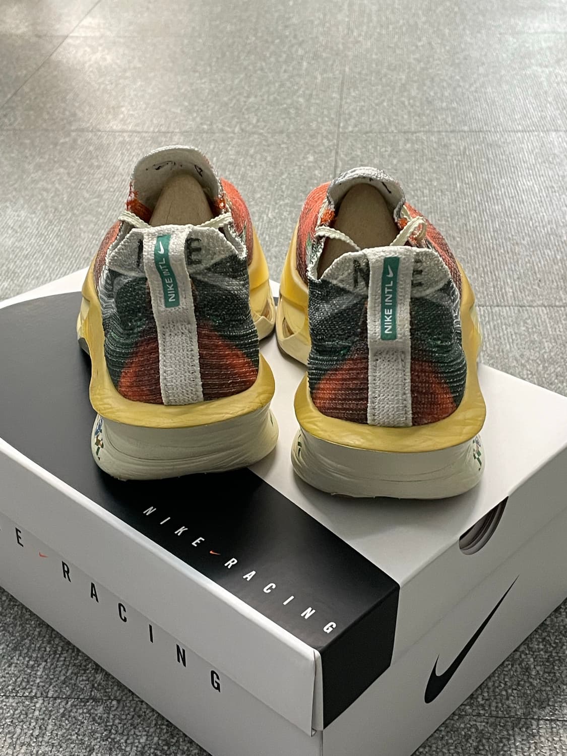 나이키 러닝화 알파플라이3 275 the sting 스타피쉬 상품이미지4