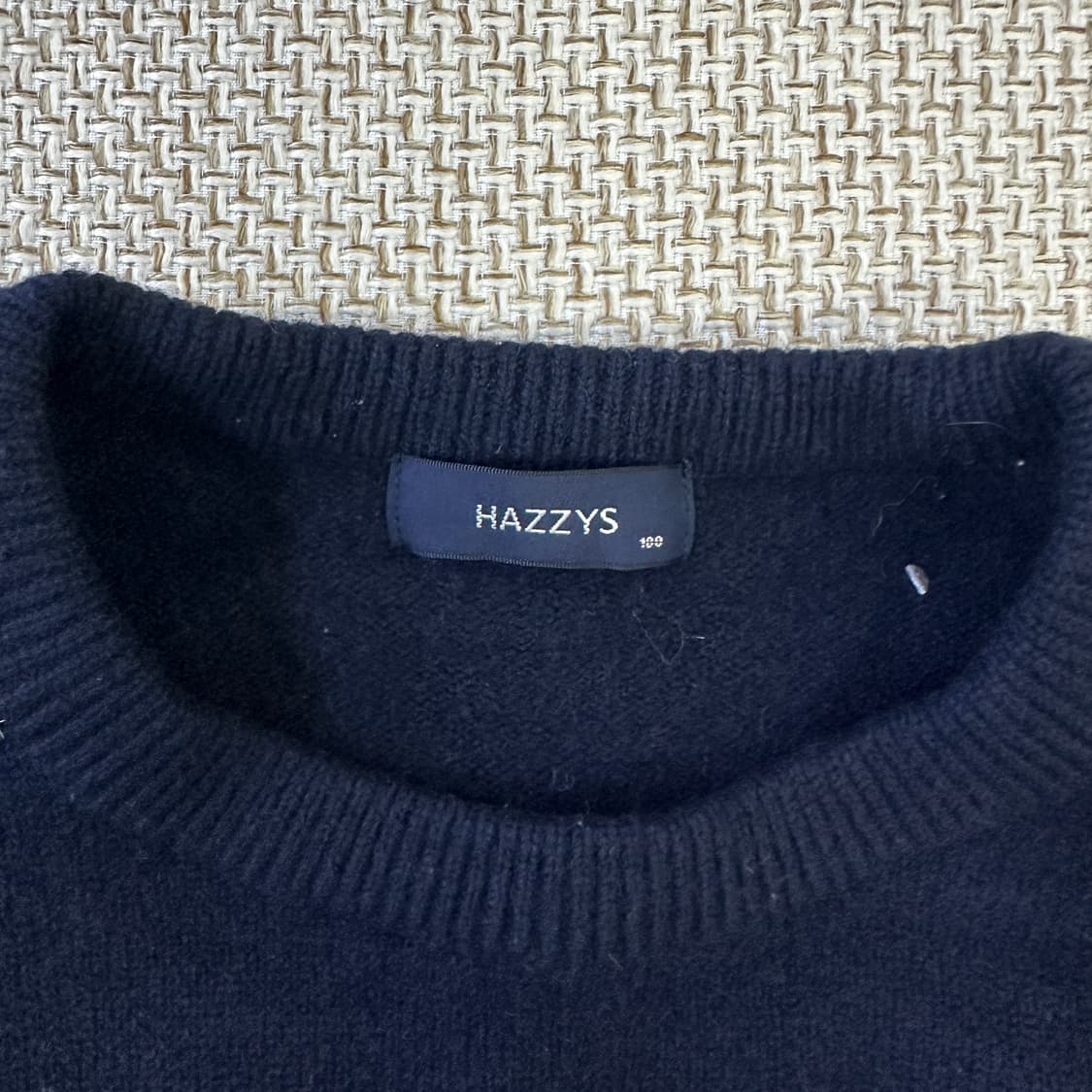 100 헤지스 어깨포인트 니트 0316D 상품이미지2