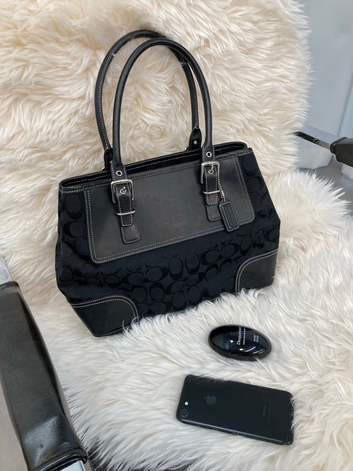 Coach Black Square Handbag 상품이미지2