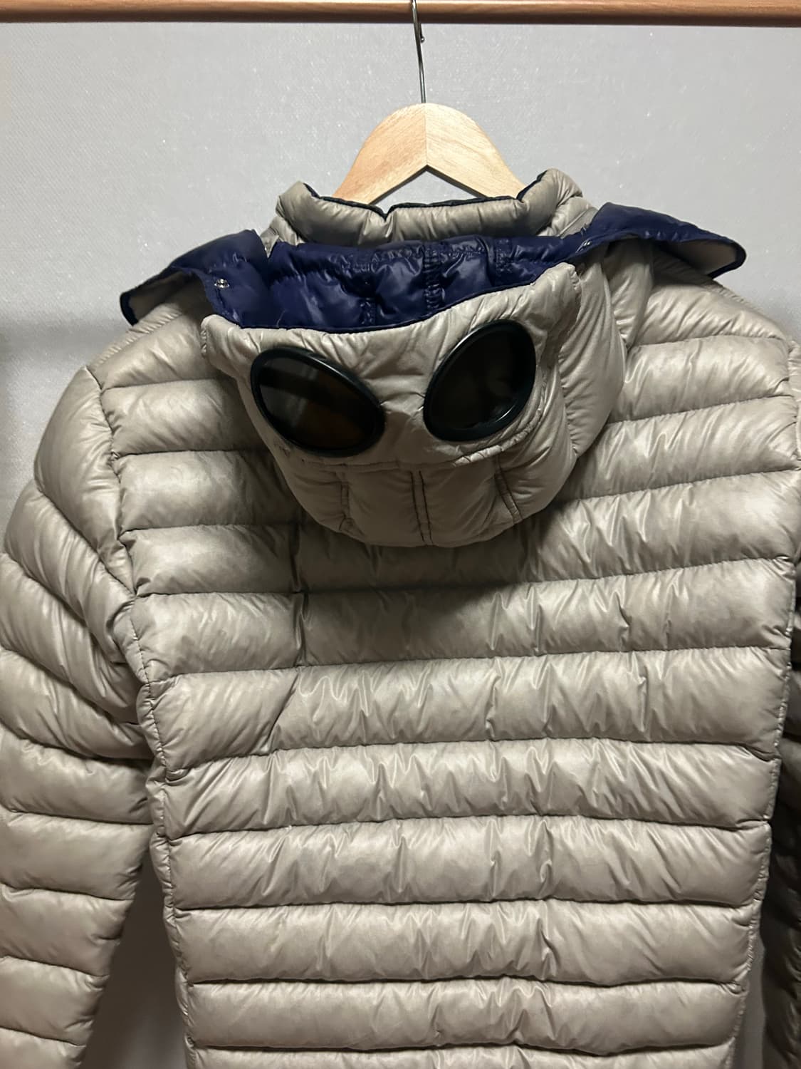 CP 컴퍼니 경량 패딩 상품이미지4