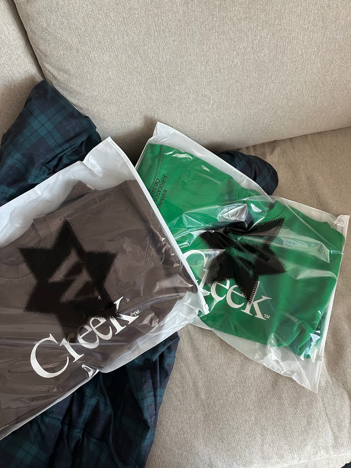 [L] Creek 크릭 X Whimsy 콜라보 한정판 맨투맨  그린 상품이미지4