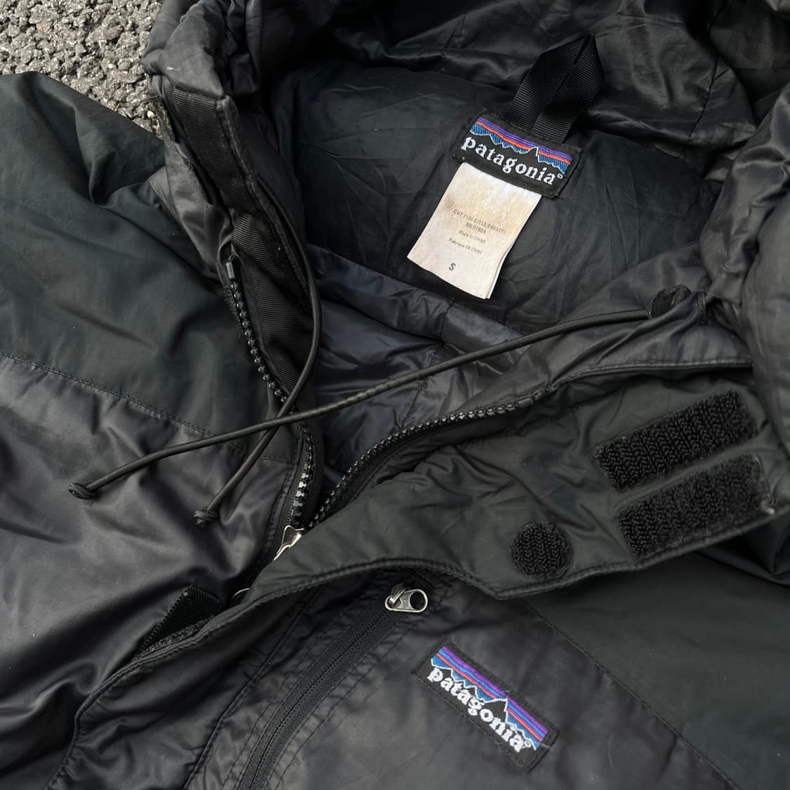 Patagonia Fitz Roy Down Hoody Jacket 상품이미지3