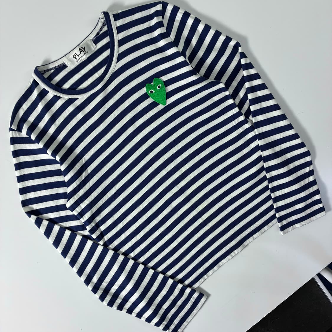 COMME des GARÇONS  꼼데가르송 그린와펜 스트라이프 티셔츠  상품이미지2