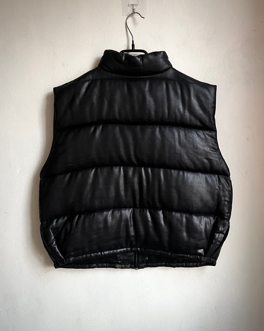 TAKEO NISHIDA Coating Padded Crop Vest 상품이미지10