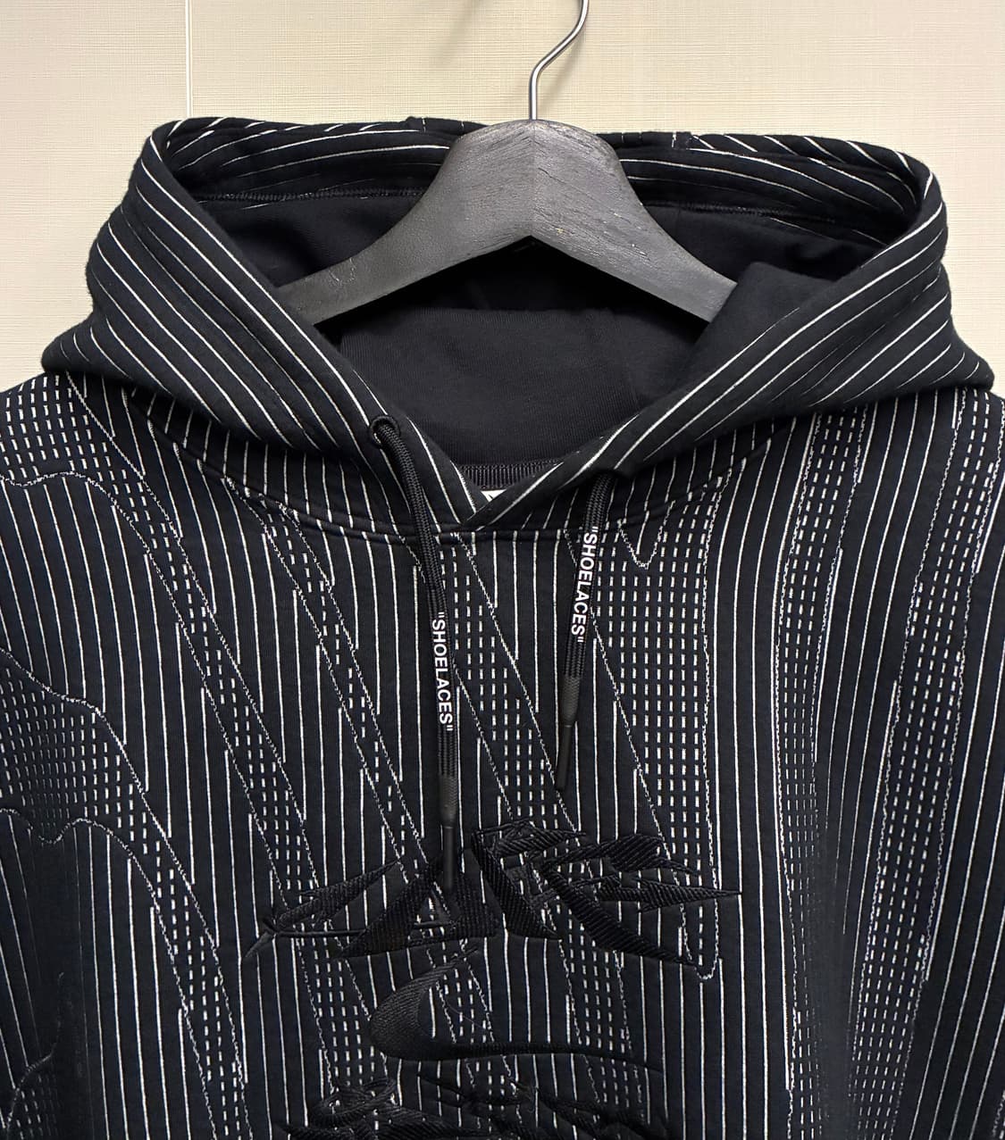 (M/100)나이키 x 오프화이트 엔지니어드 스웻 후드티셔츠 블랙 상품이미지3