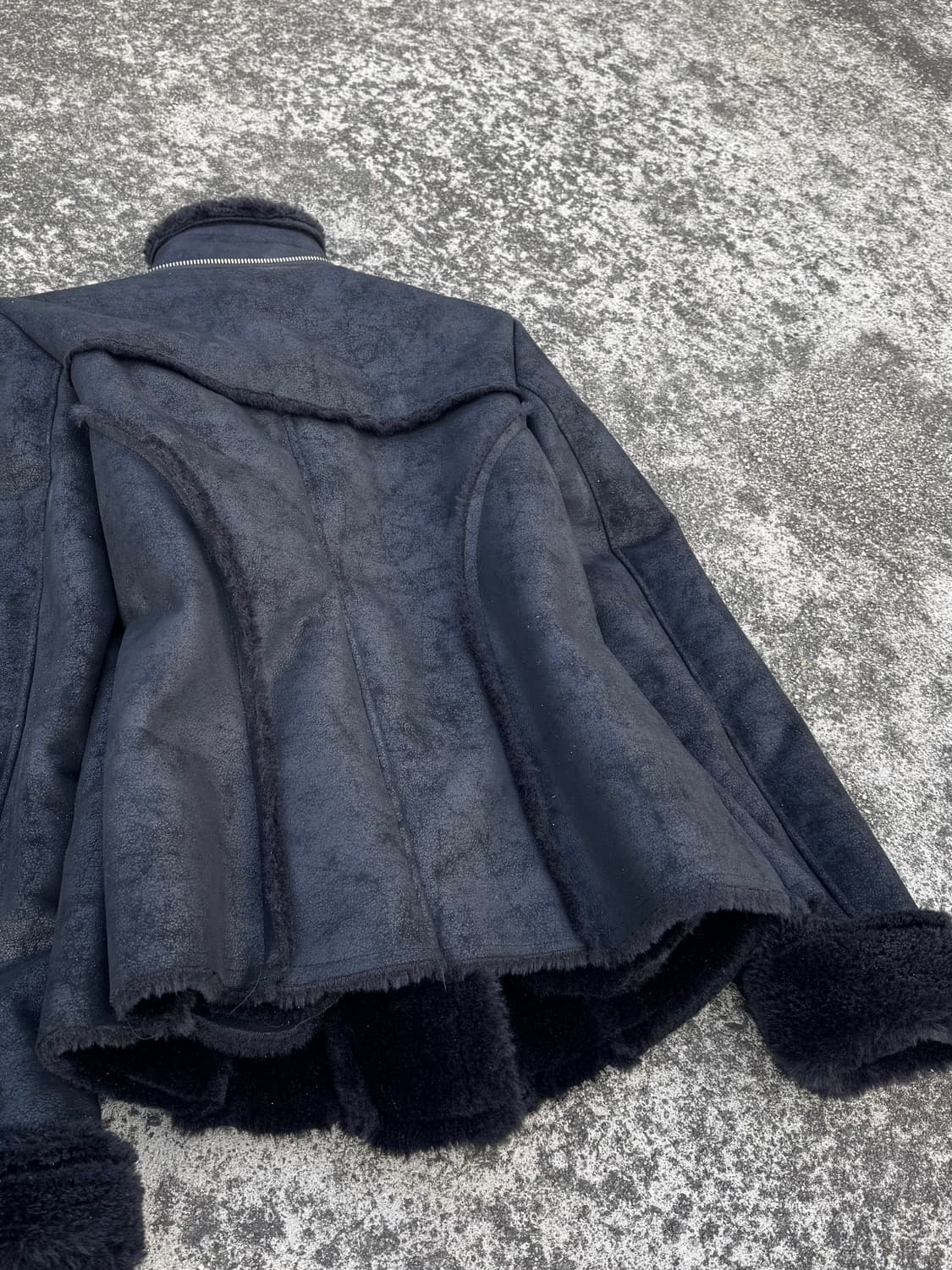 Asymmetrical Shearling Jacket 상품이미지5