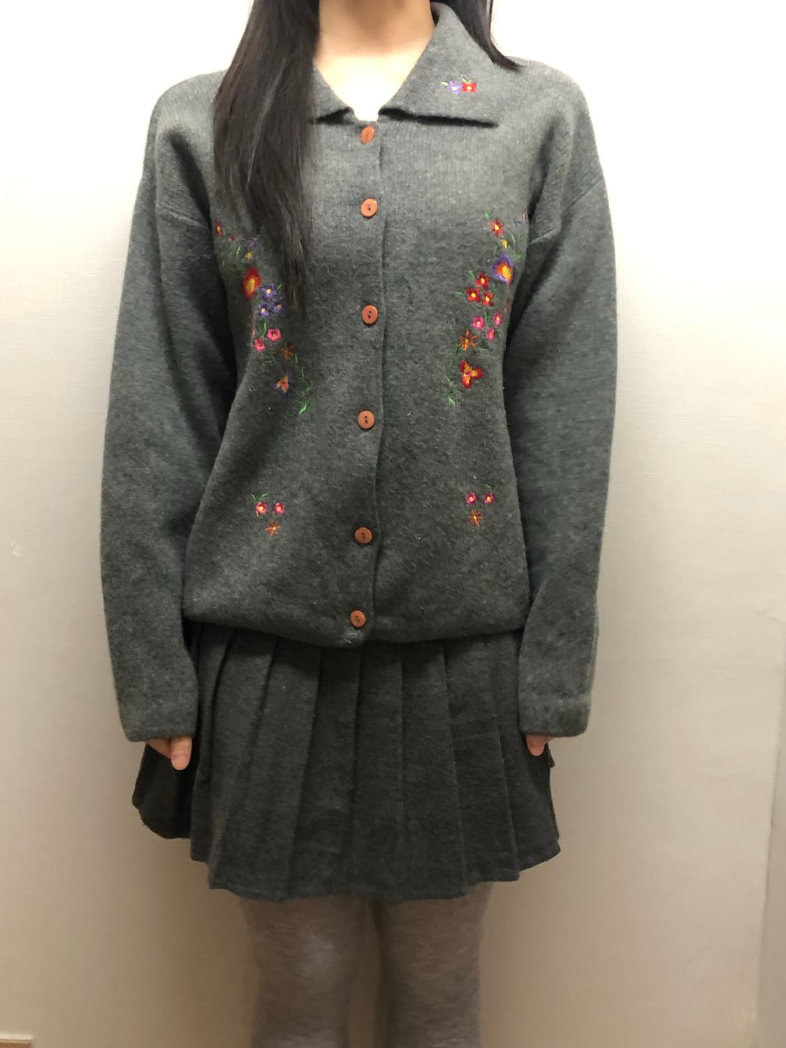 빈티지 그레이 플라워 자수 니트 가디건 상품이미지2