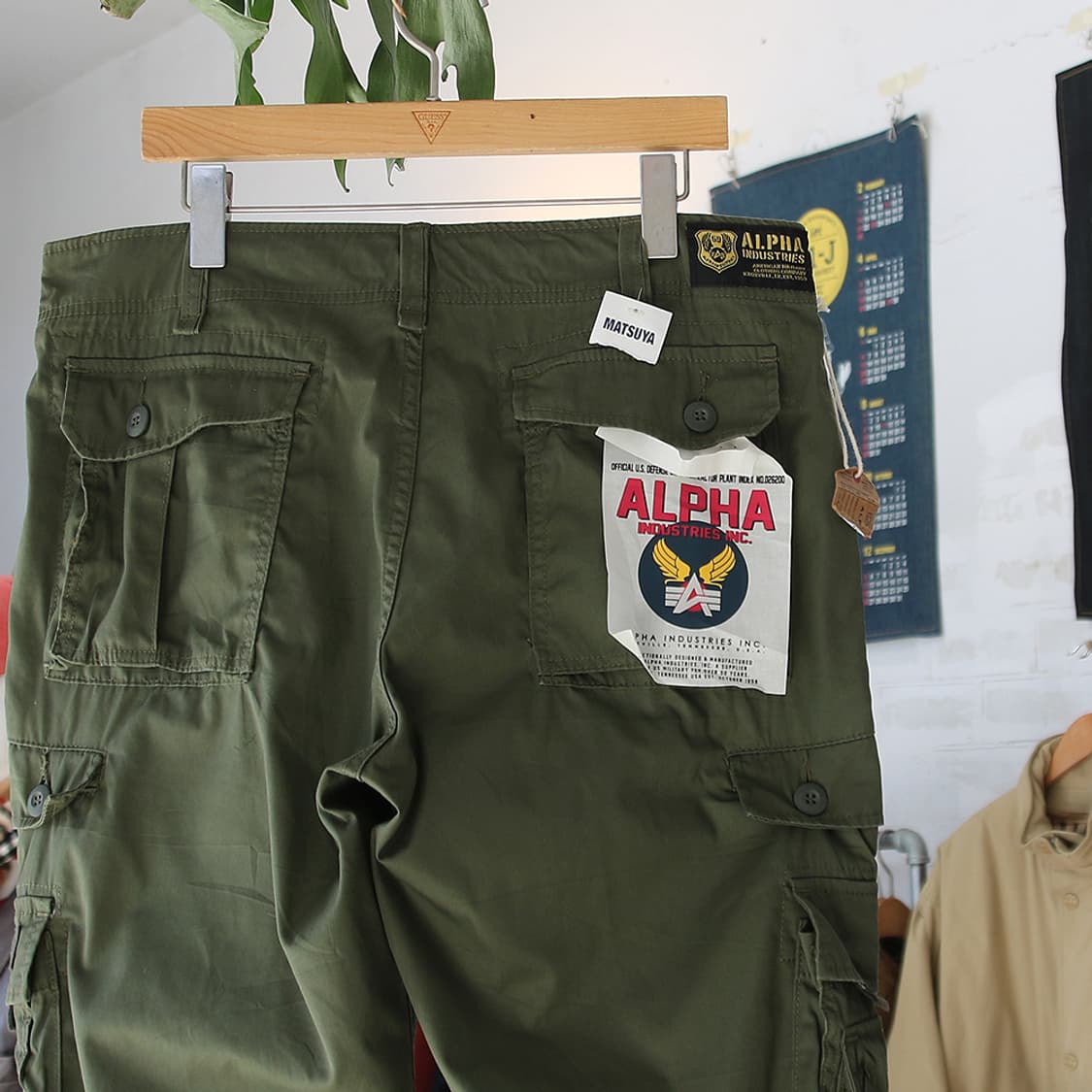 (착용컷) 알파 인더스트리 카고 팬츠 (남성용 35.5) 상품이미지1