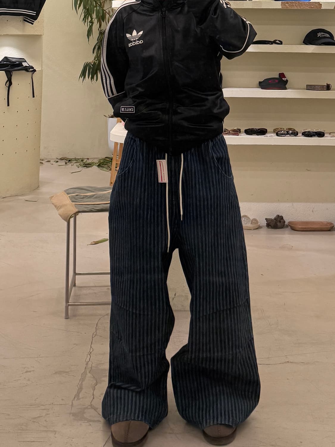 핀스트라이프 데님 밴딩 팬츠 U516 상품이미지1