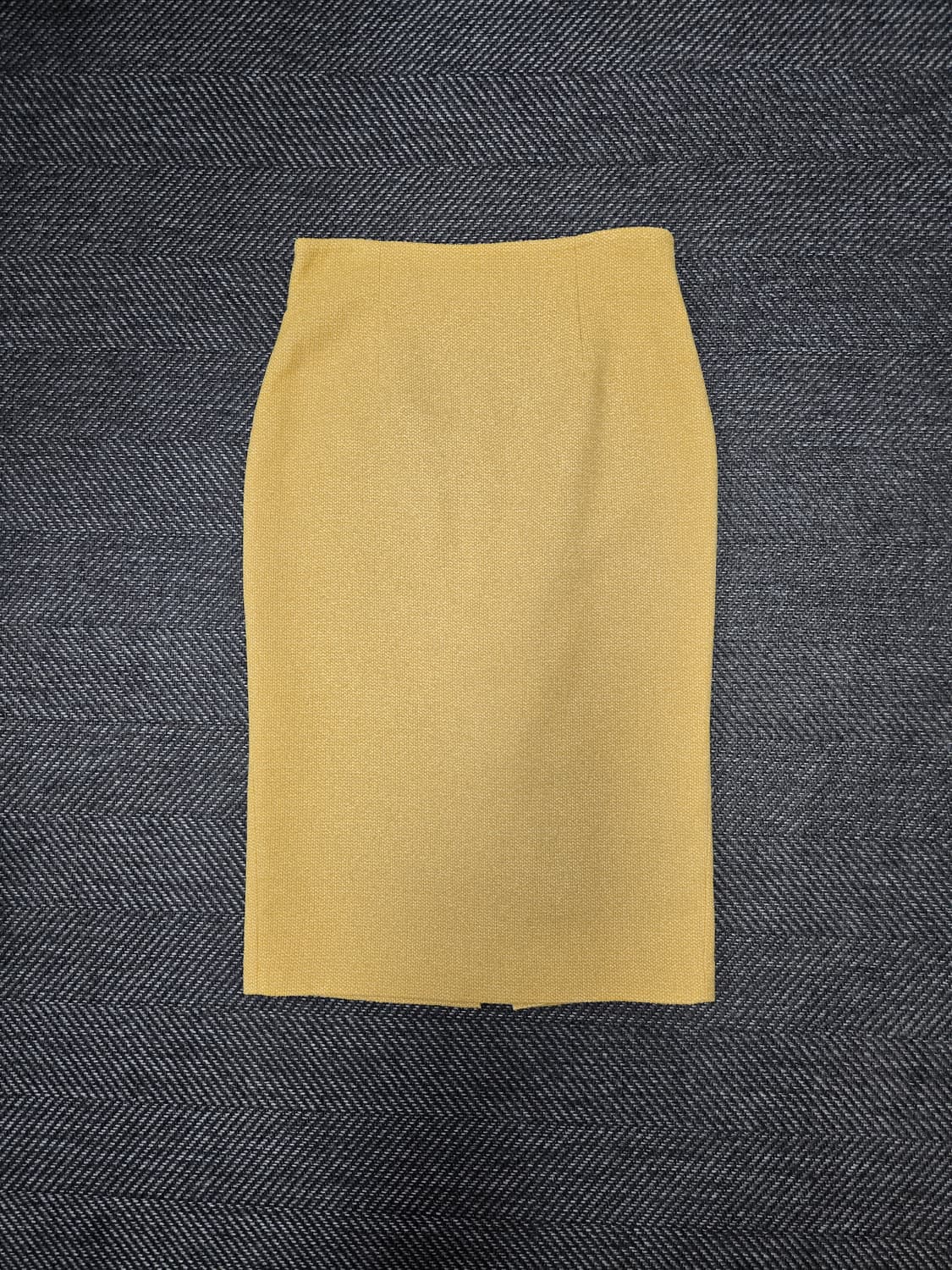 모조에스핀 23ss 옐로우 H라인 스커트 상품이미지1