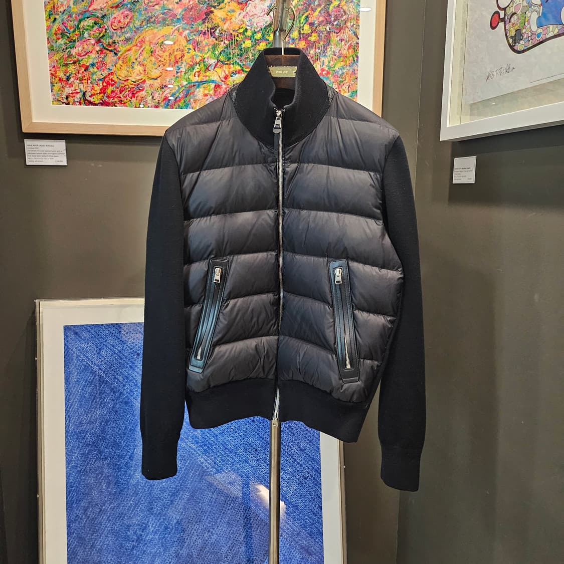 톰포드 나일론 다운 프론트 블루종 블랙 상품이미지1