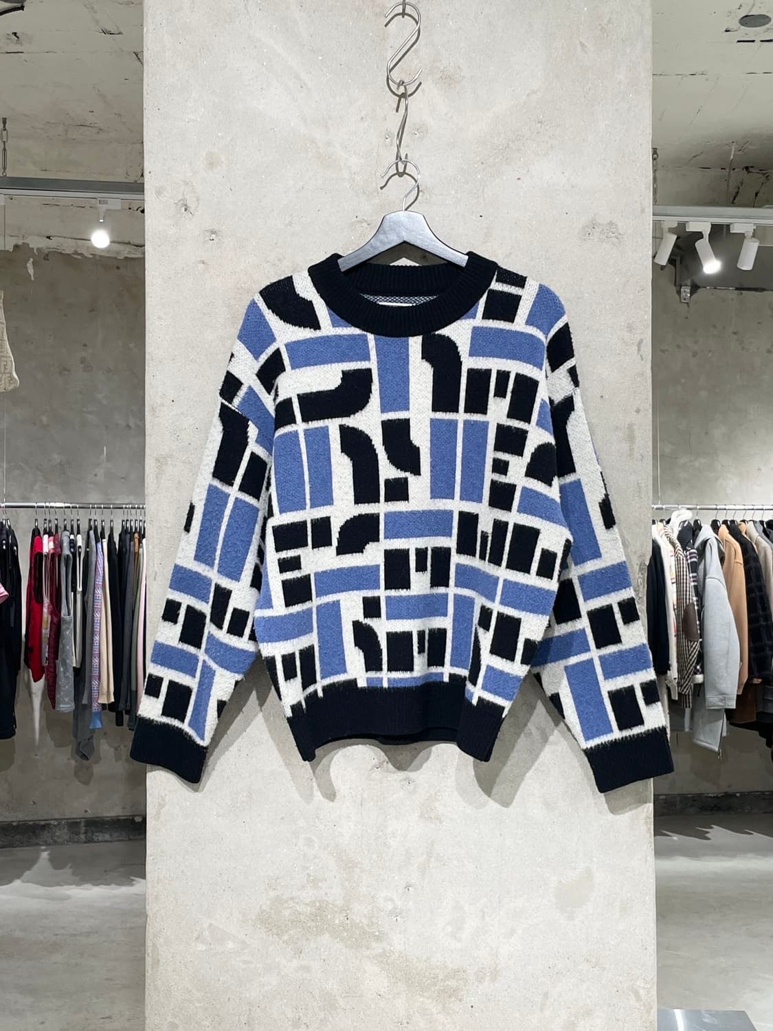 잉크 블루 멀티 QQRL 패턴 크루넥 울 스웨터 상품이미지1