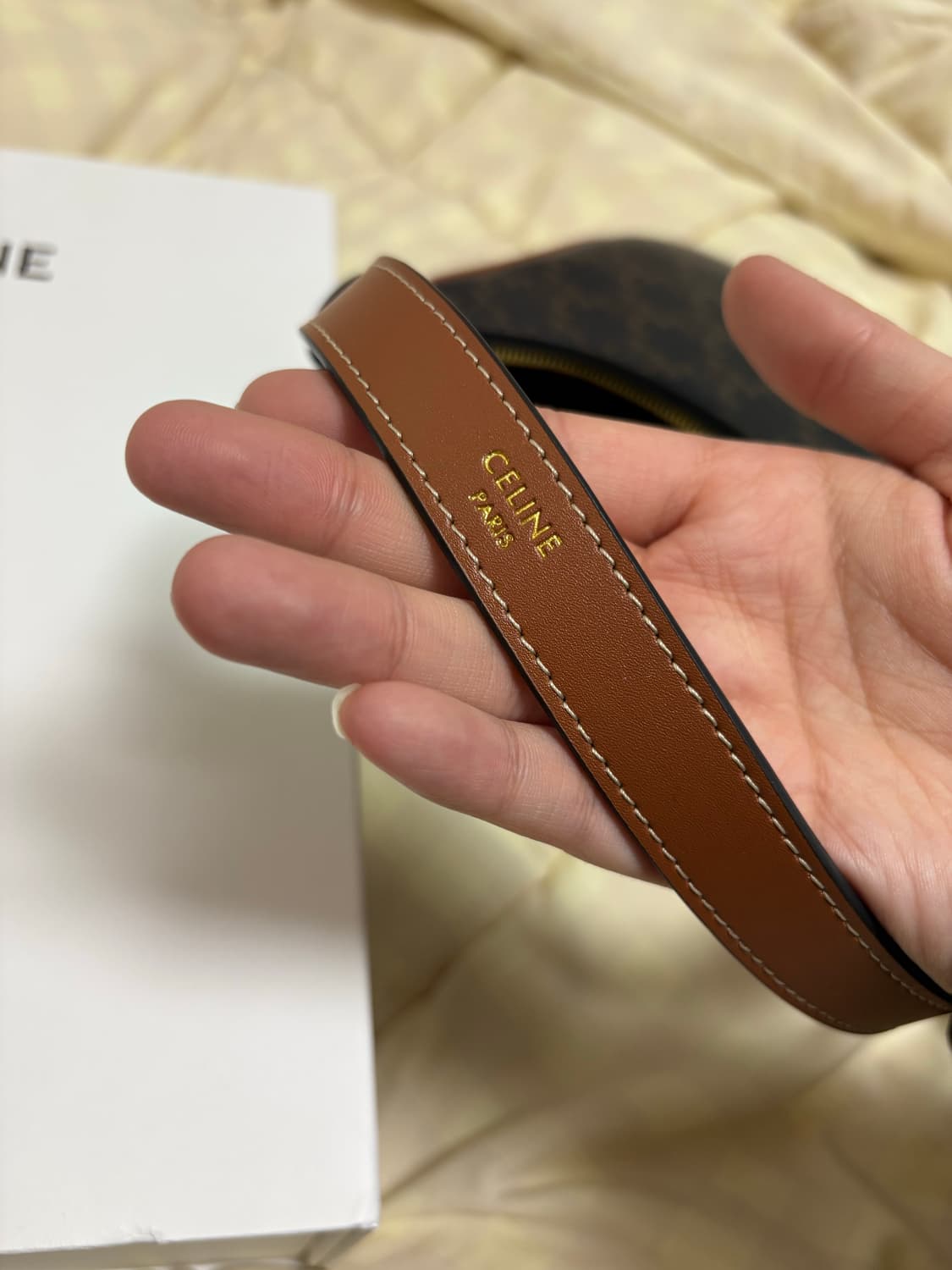 셀린느 아바백 상품이미지6